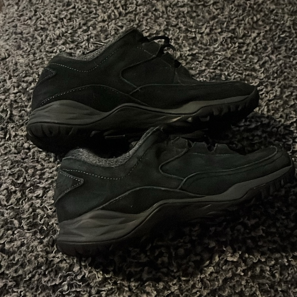 Merrill Black Hiking Sneakers - Picture 4 of 6